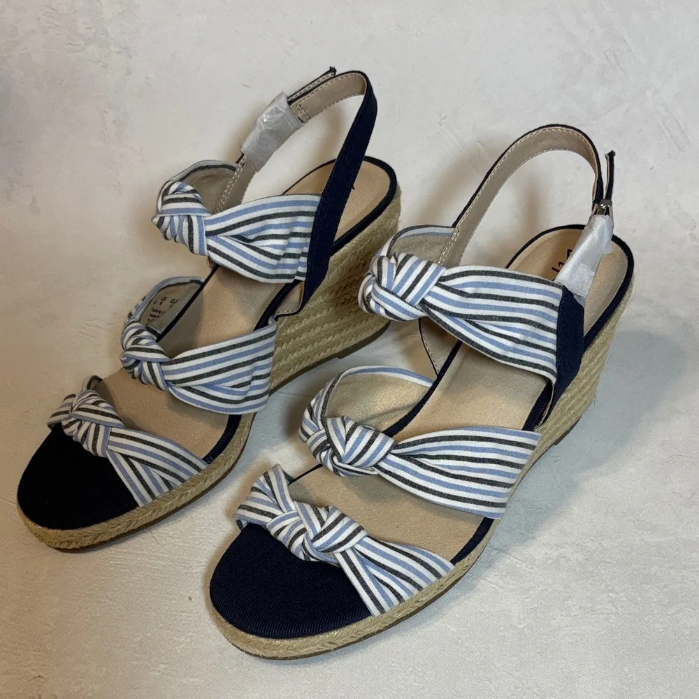 Life Stride Navy and White Striped Wedge Sandals, chambray, NWOT, size 11